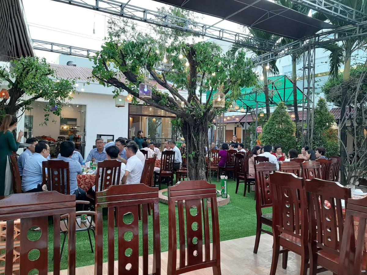 Thanh Truc Hotel Cà Mau Esterno foto